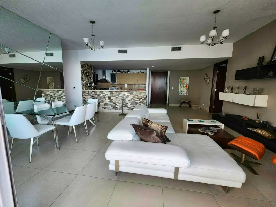Punta Pacífica | P.H. Dupont Tower | Vista al Mar Amoblado ($2,400) - foto 1