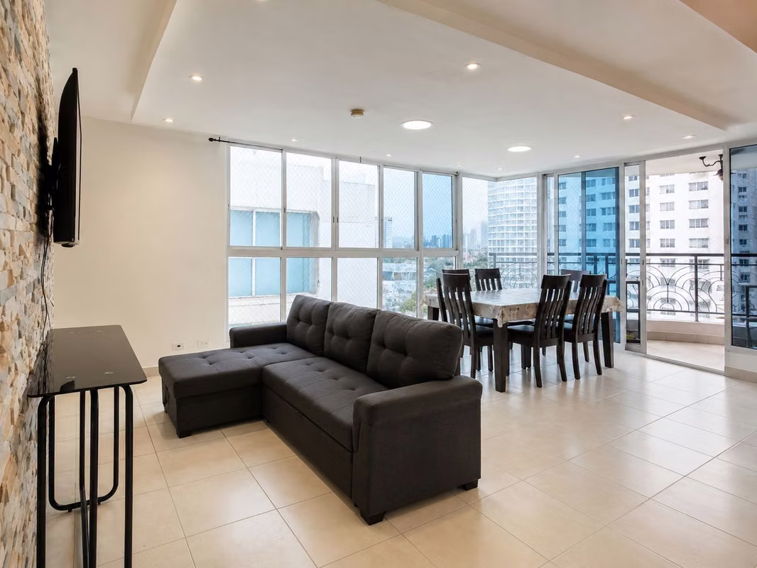 Alquiler apartamento amoblado 3 habitaciones PH Belview tower - foto 1