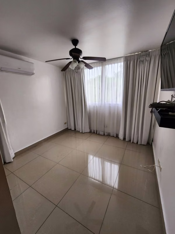 Se Alquila Apartamento en PH 4 ISLAS - Via Cincuentenario en $750 - foto 1