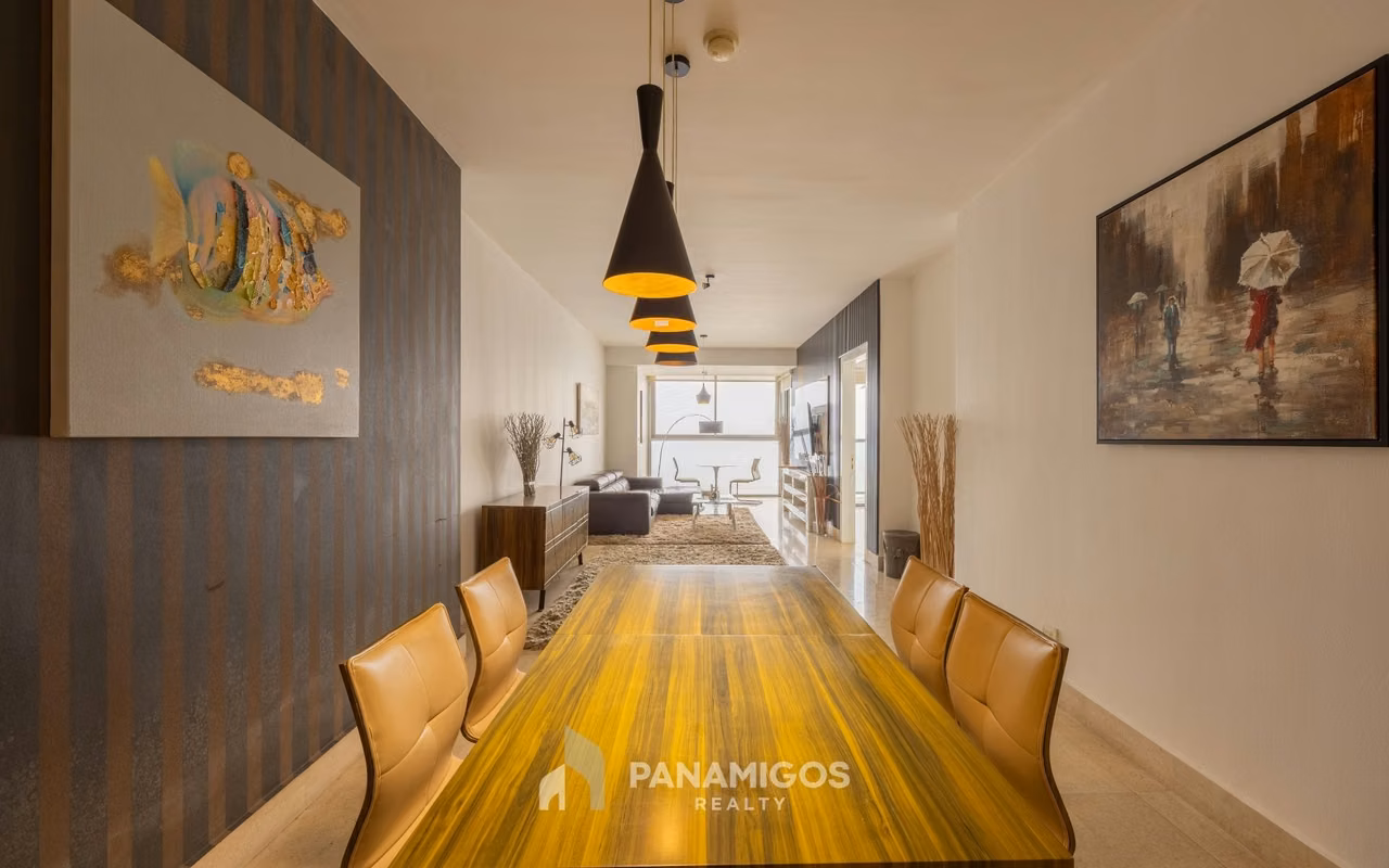 Renta Apartamento de Lujo de 2 habitaciones en Avenida Balboa - photo 1