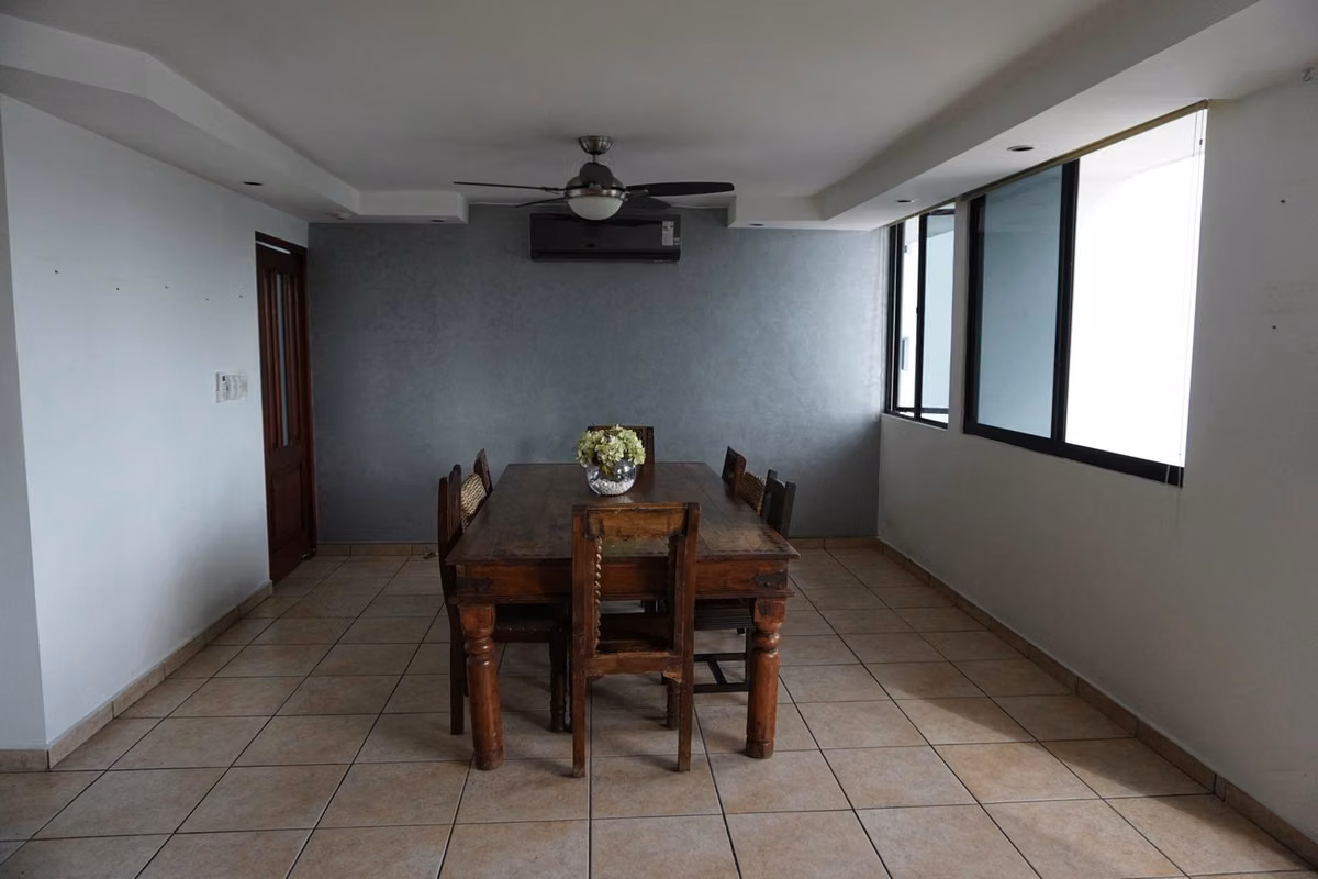 Apartamento en Alquiler en PH Vista Pacífica – San Francisco | 200 m² | US$1,600 - foto 1