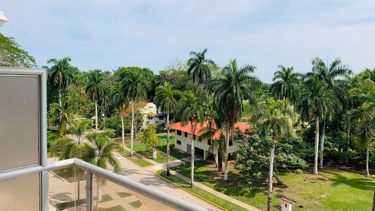 Alquilo Apartamento en Clayton PH Canal View, Torre A, Apto 4A - foto 1