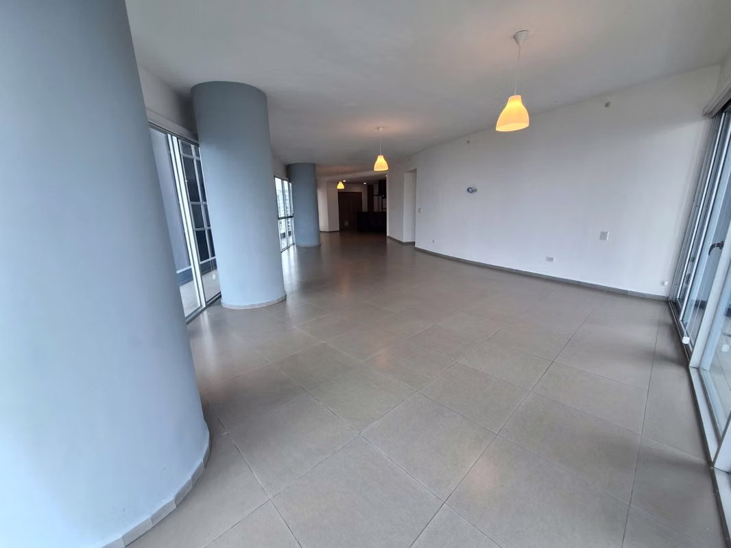 VENTA APARTAMENTO PH YACHT CLUB, AV BALBOA - photo 1