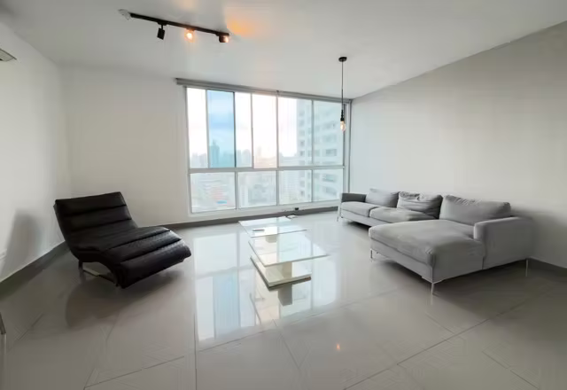 Alquilo apartamento en San Francisco, 2 recamaras, Semi-amoblado, 95m2. - foto 1