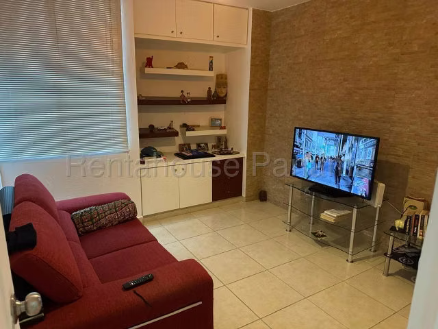 Se alquila apartamento full Amoblado con balcón en Carrasquilla - photo 1