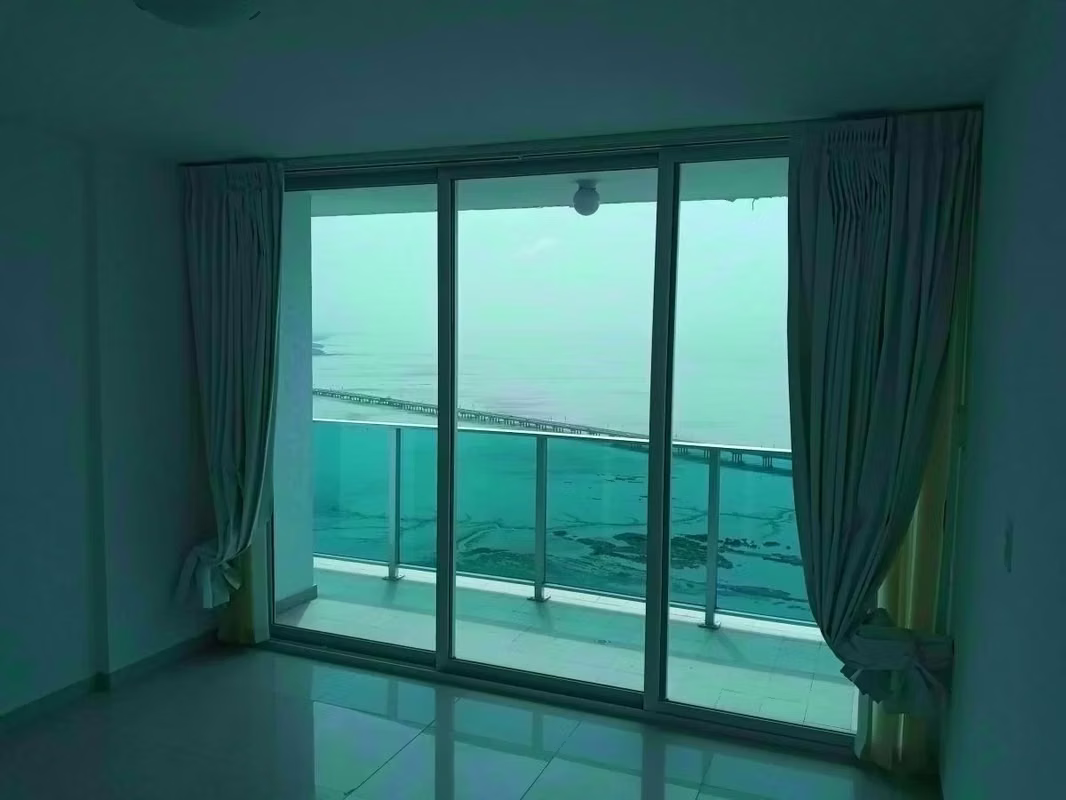 Alquiler en Coco del Mar | Vista al Mar Piso Alto ($1,200) - foto 1