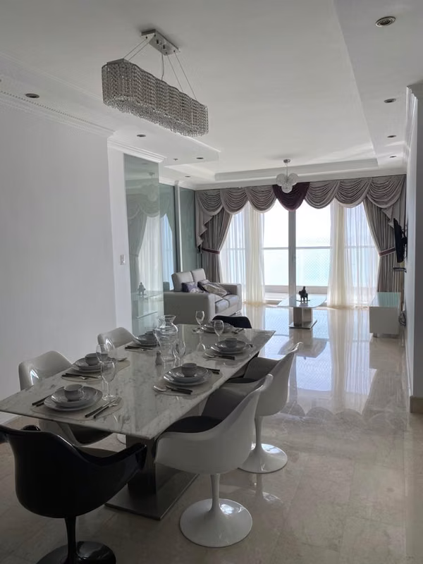 Alquiler – Exclusivo Apartamento en PH Rivage Tower/For Rent – Exclusive Apartment at PH Rivage Tower - foto 1