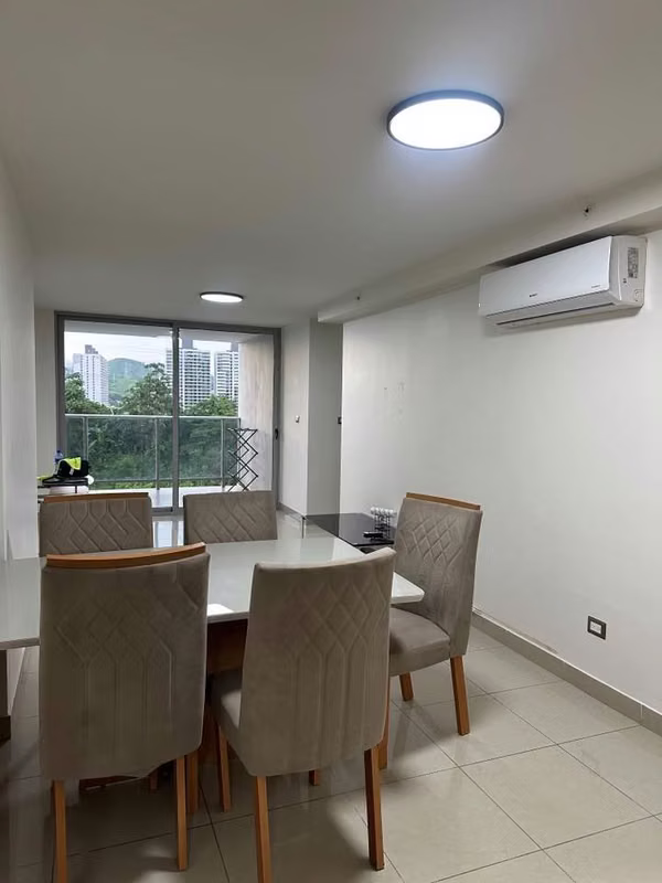 SE ALQUILA AMPLIO APARTAMENTO AMOBLADO EN CONDADO DEL REY - foto 1
