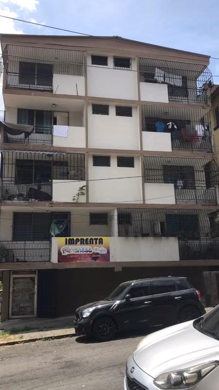 Se alquila apartamento en perejil - foto 1