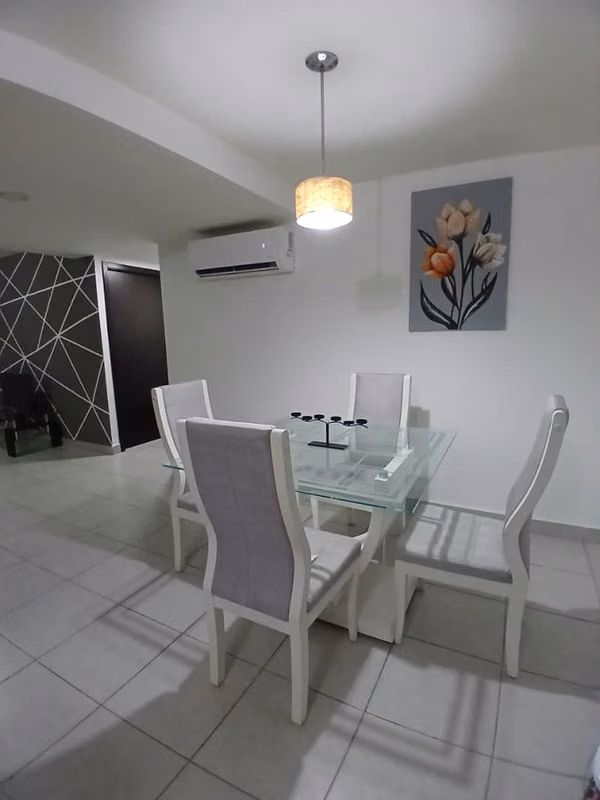 se alquila apartamento en  en carrasquilla de 2 recámaras - foto 1