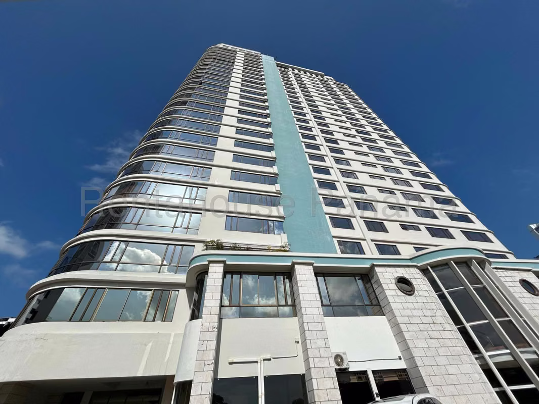 Se Alquila Apartamento en Coco del Mar MDV27-2420 - foto 1