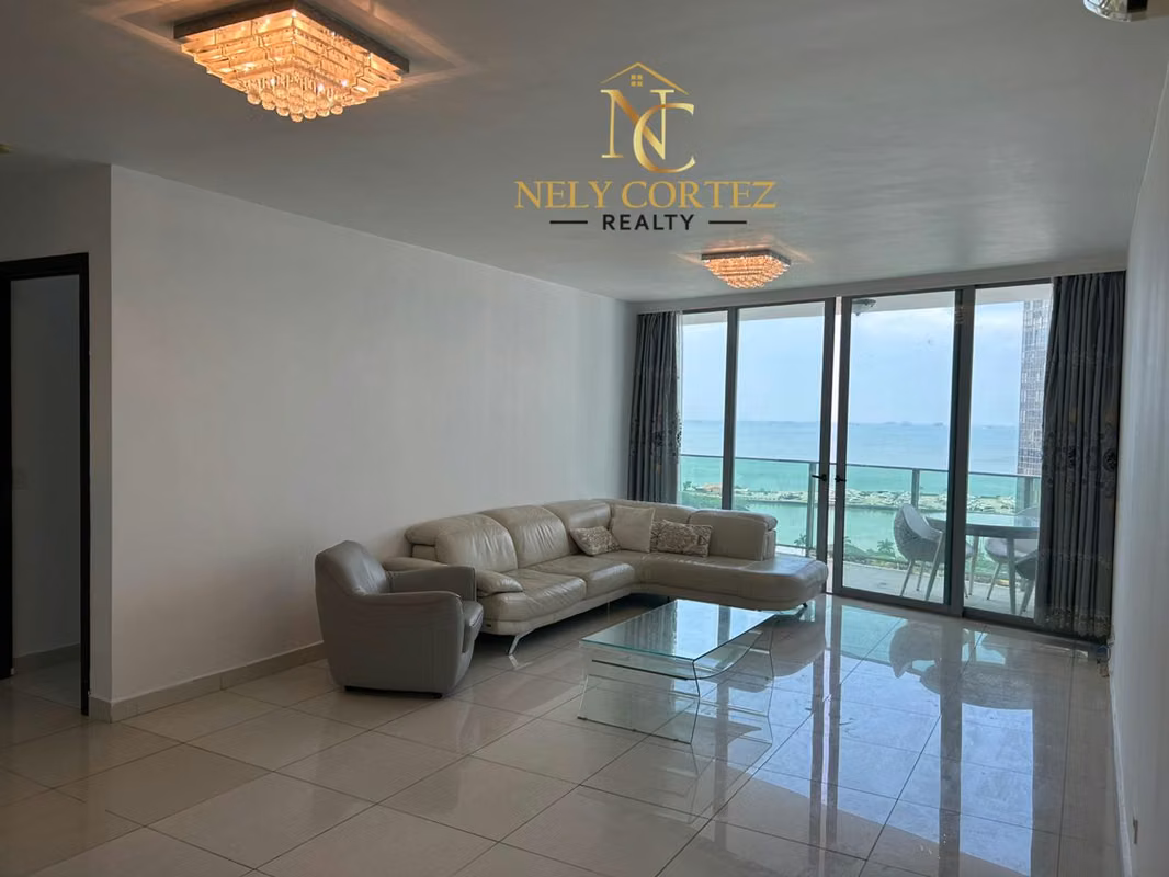 Venta de Apartamento en Avenida Balboa, PH Allure at the Park - photo 1