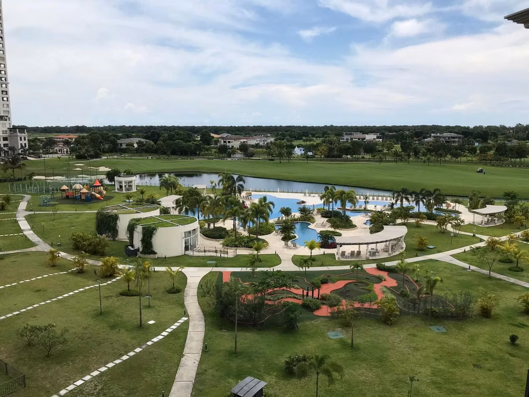 Venta Planta Baja 3 Recamaras 368 m2 con Patio y Terraza Santa Maria - ALYC 22-3187 - foto 1