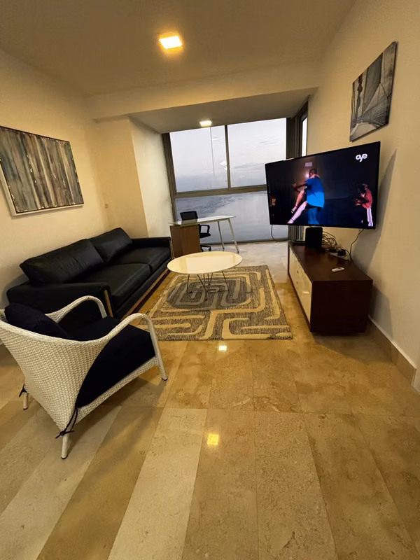 ALQUILER DE APARTAMENTO EN AVENIDA BALBOA - foto 1
