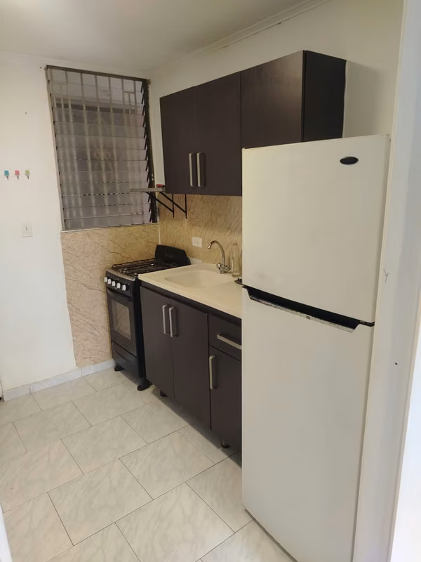 APARTAMENTO ESTUDIO CENTRICO Y FULL AMUEBLADO - photo 1