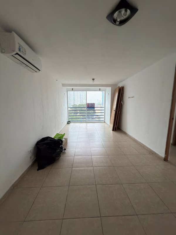 ALQUILO APARTAMENTO EN VIA ESPAÑA, 2 RECAMARAS, SOLO A/C, 80M2. - photo 1