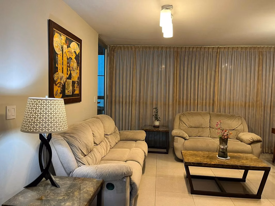 Apartamento en Chanis I amoblado I 3 rec I con balcon y excelente ubicación - foto 1