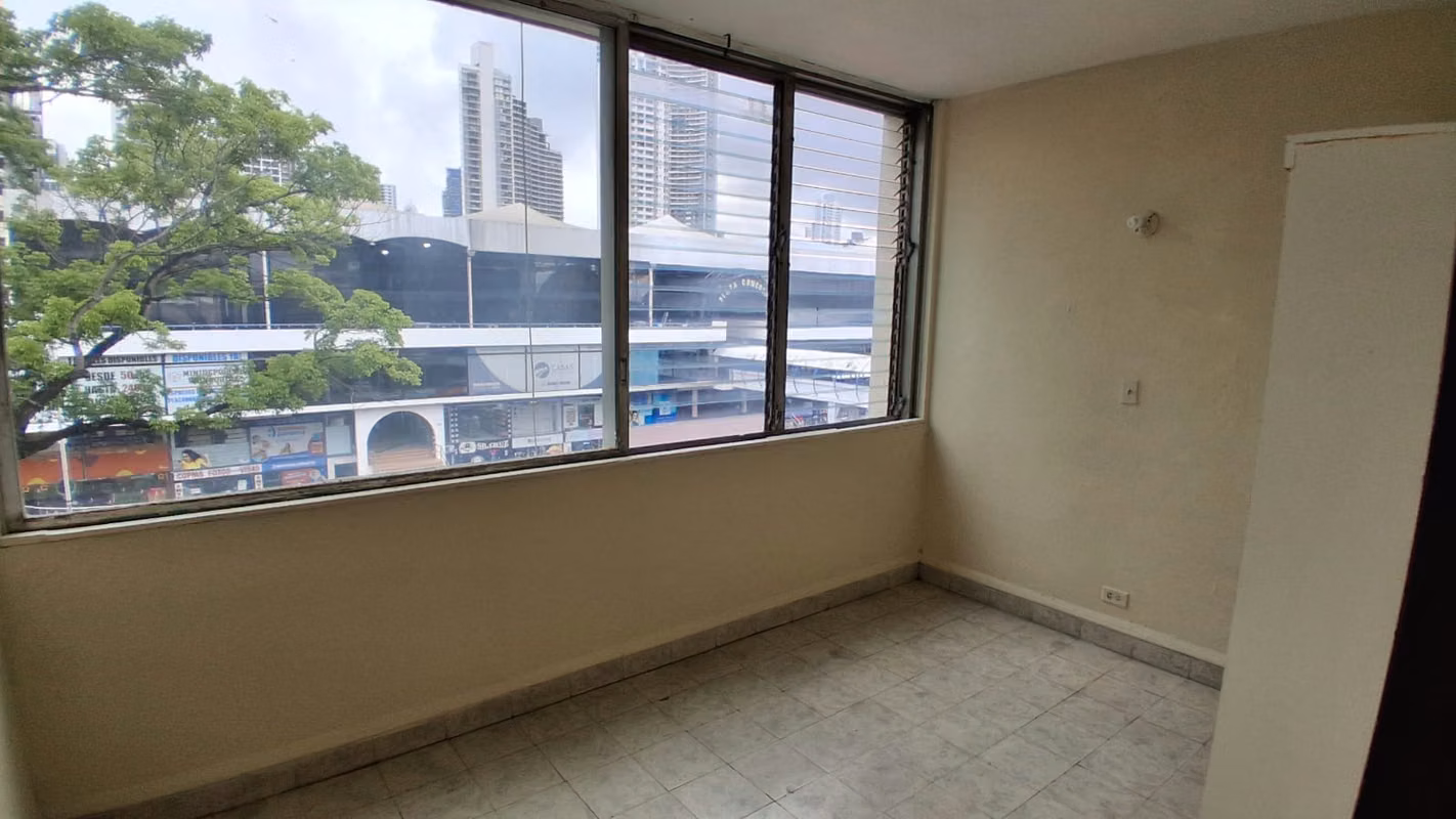 Edificio Campo Alegre. 60mts 3r 1b VACIO $600.00 - foto 1
