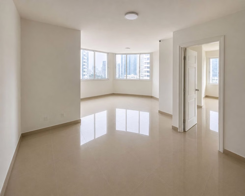 Apartamento en Vía España I con excelente iluminación y ubicación - photo 1