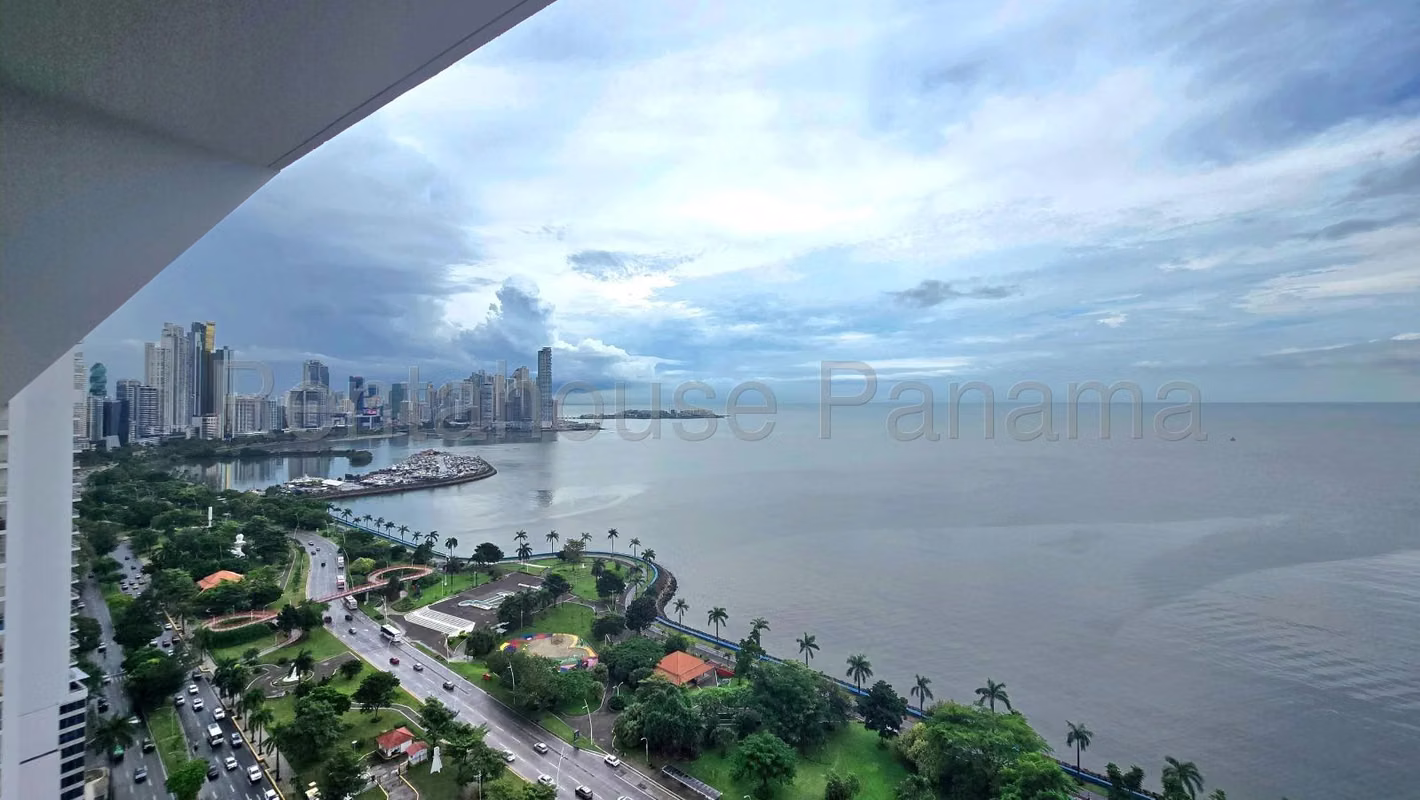 SE VENDE APARTAMENTO EN AVENIDA BALBOA DPA27-2451 - foto 1