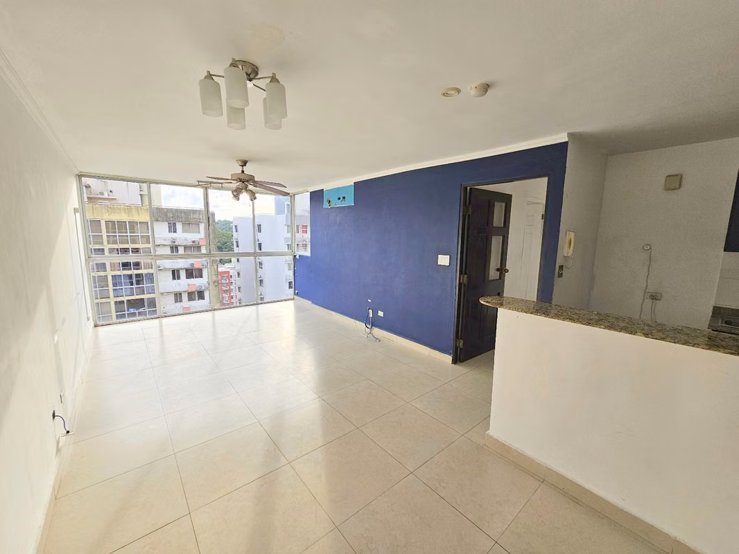 Venta de Apartamento en PH Toscana III - Condado del Rey. Haga una oferta - foto 1