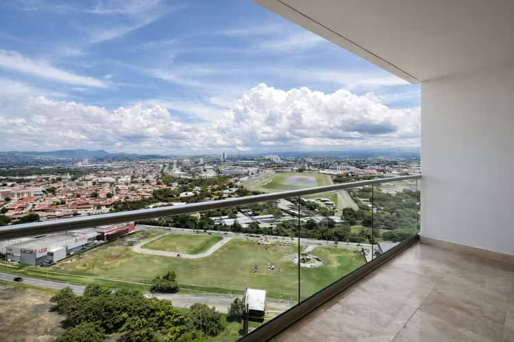 PARA ESTRENAR - PH The Colonial | 190m² piso alto | Vista abieta| $579,800 - foto 1