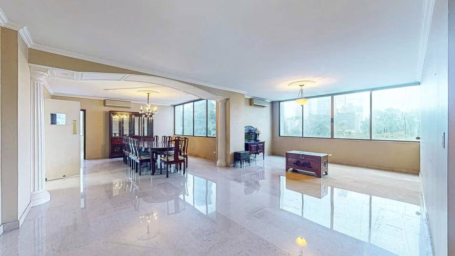 Venta de espacioso apartamento en Torre Cerromar – Bella Vista - foto 1