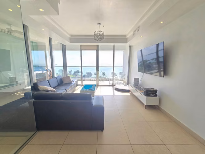 APARTAMENTO EN VENTA EN AVENIDA BALBOA PH RIVAGE TOWER – VISTA AL MAR Y CASCO ANTIGUO NEGOCIABLE - foto 1