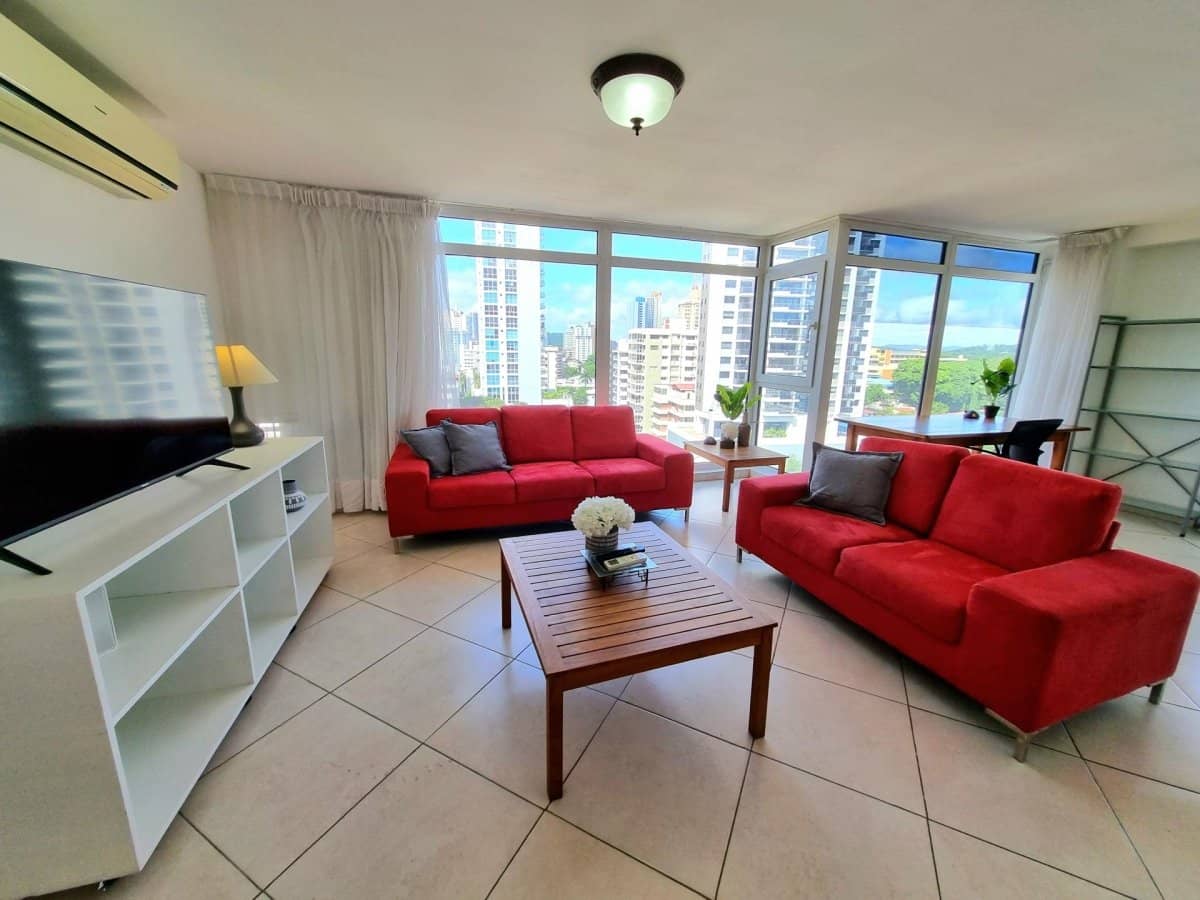 Penthouse espacioso y bien situado, llave en mano, en El Cangrejo - foto 1