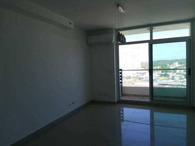 Apartamento en alquiler en el carmen - foto 1