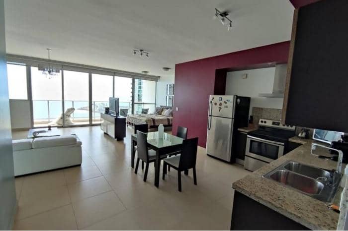 Se vende apartamento amoblado en punta pacífica - foto 1