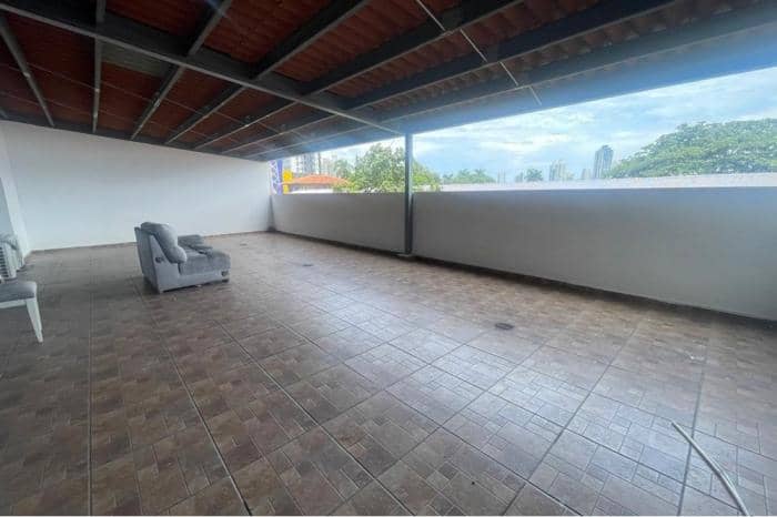 Apartamento en alquiler vía españa - foto 1