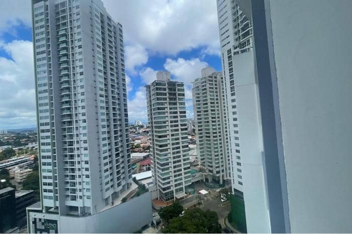 Apartamento en venta en plaza edison, betania - foto 1