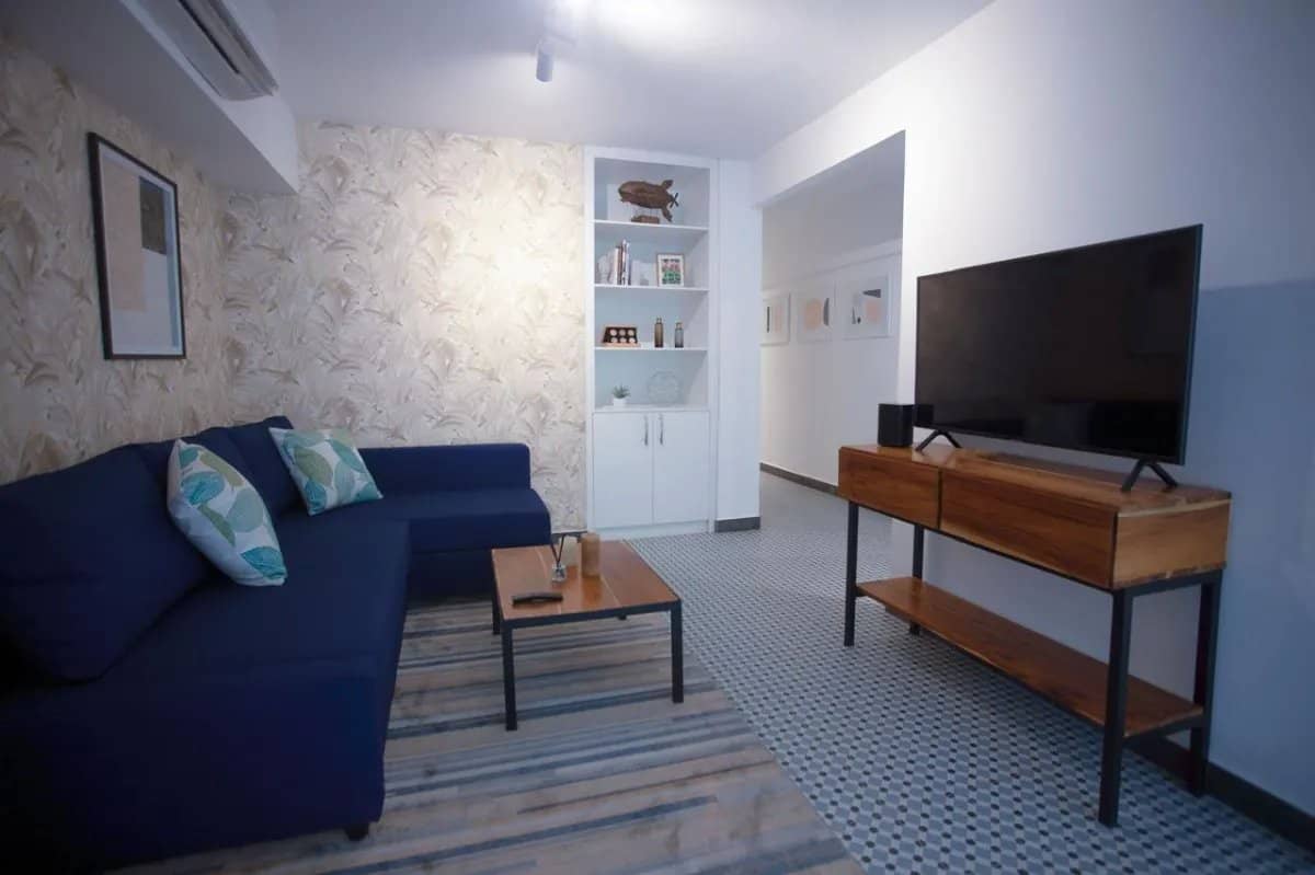 Venta de apartamento amoblado en Red Plaza, Casco antiguo, Santa Ana - foto 1