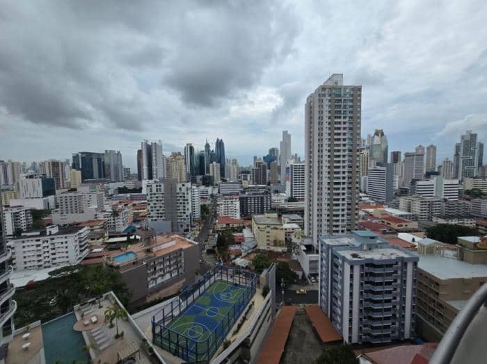 Se vende hermoso apartamento en p.h. luxor towers - foto 1