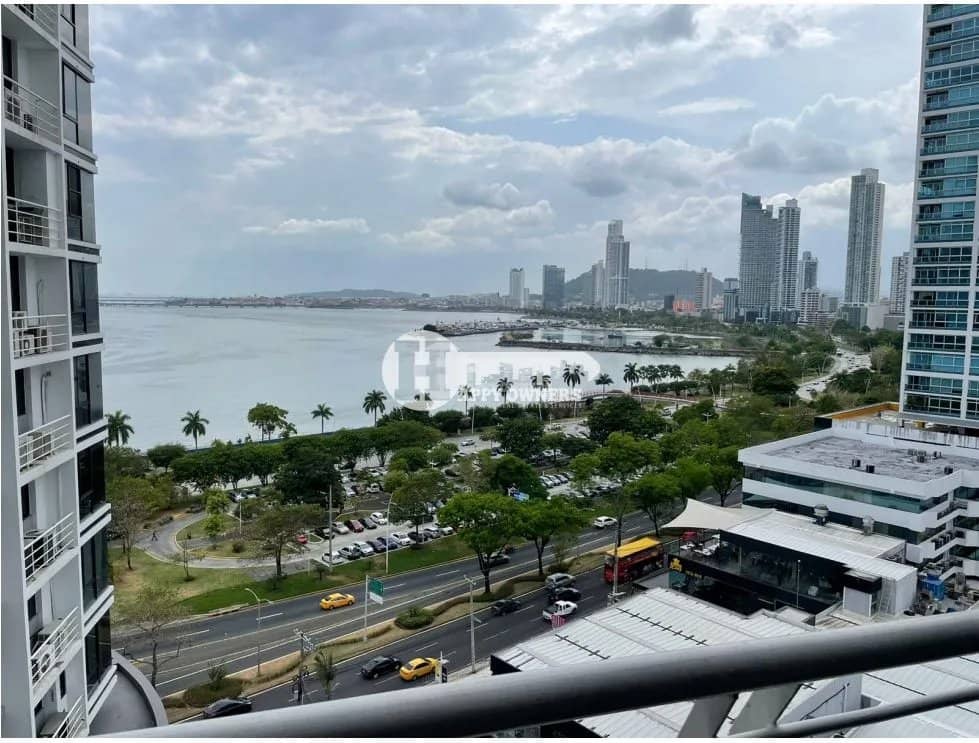 Se vende Apartamento en Los delfines, Av. Balboa - foto 1