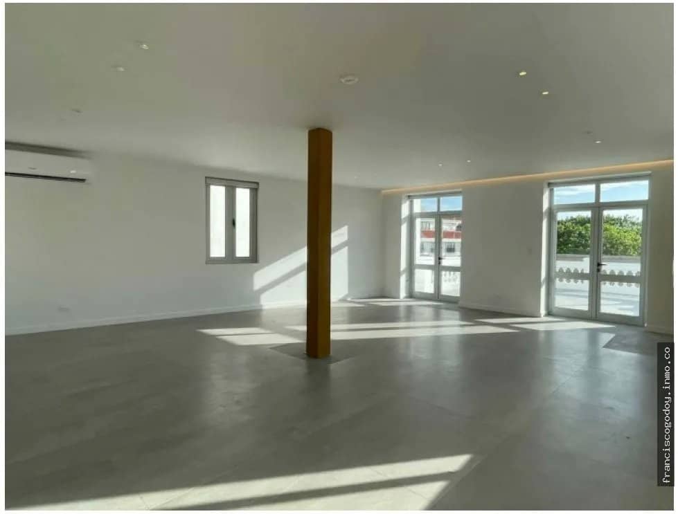 Penthouse en Venta en el Casco Antiguo - foto 1