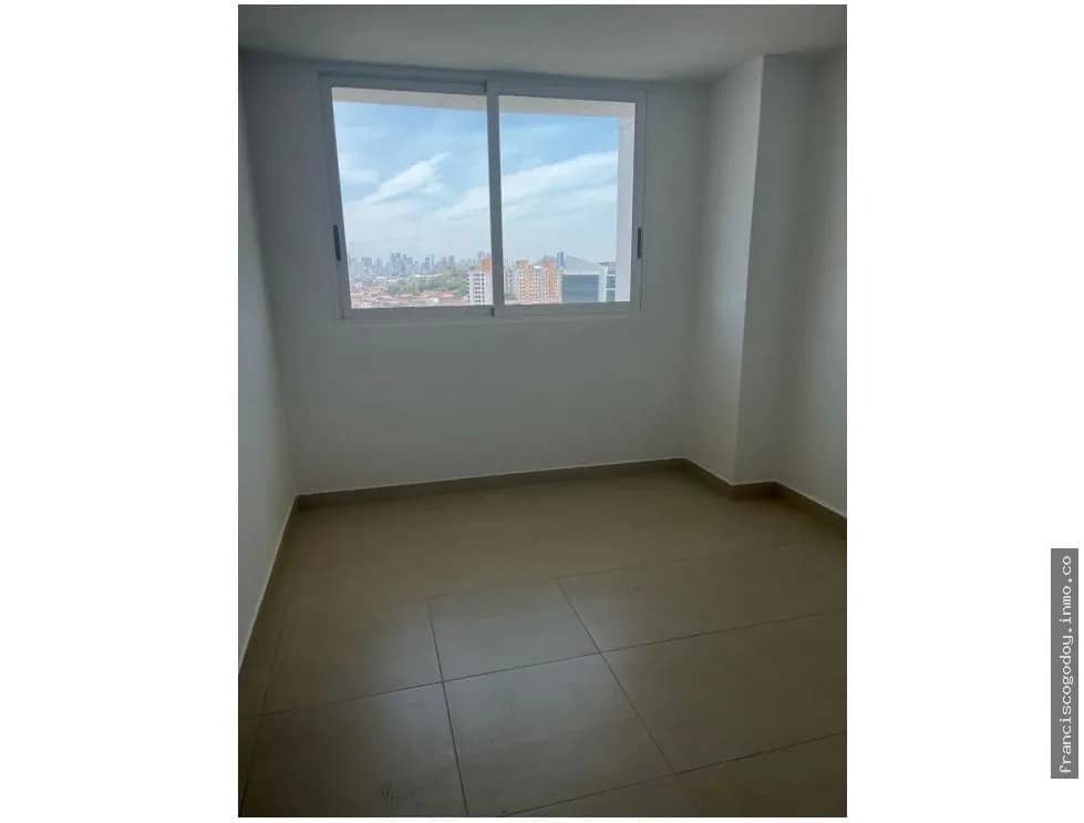 Venta de apartamento en PH King Park, Condado del Rey - foto 1