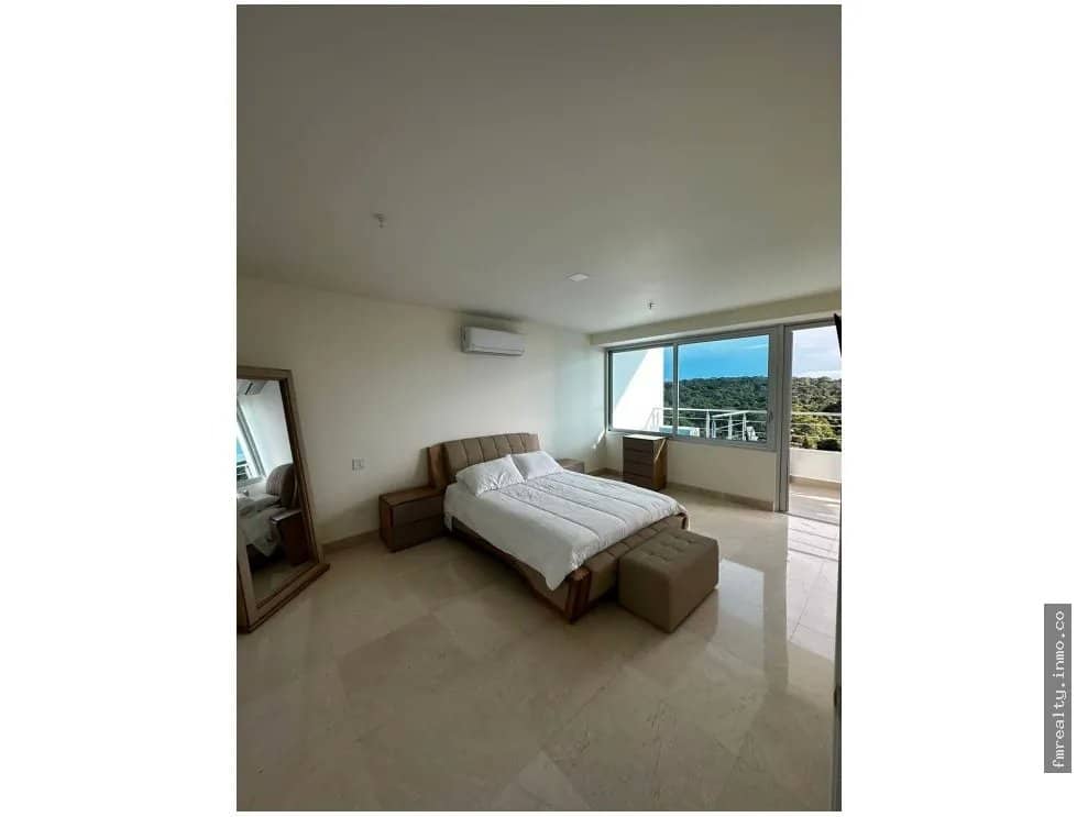 Se alquila apartamento en Playa Bonita - foto 1