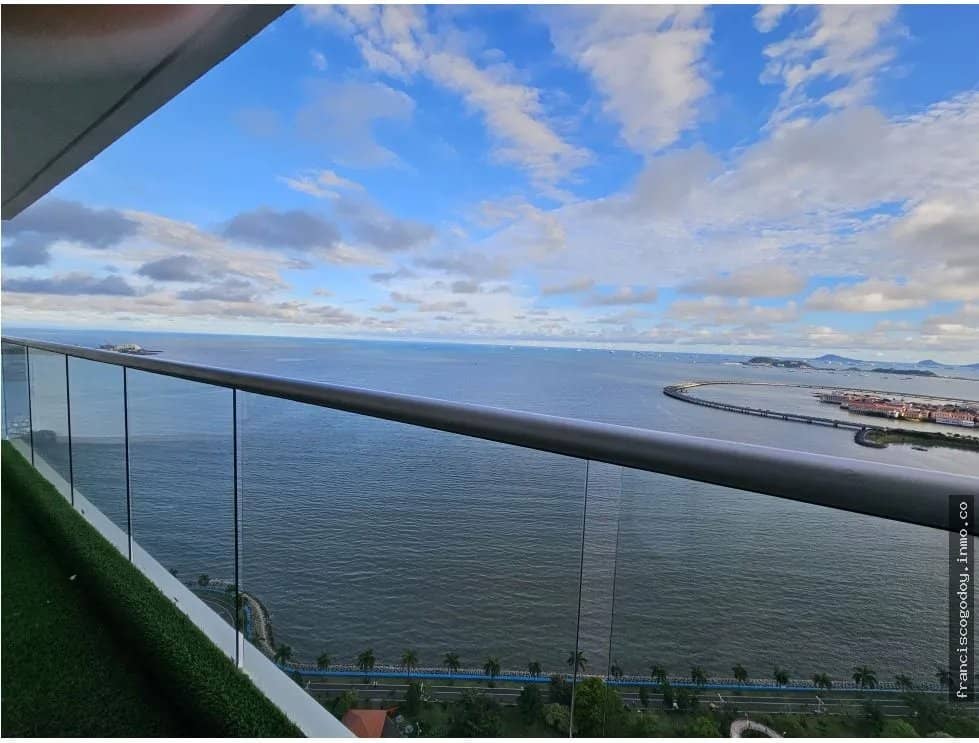 Alquiler de apartamento en Avenida Balboa - foto 1