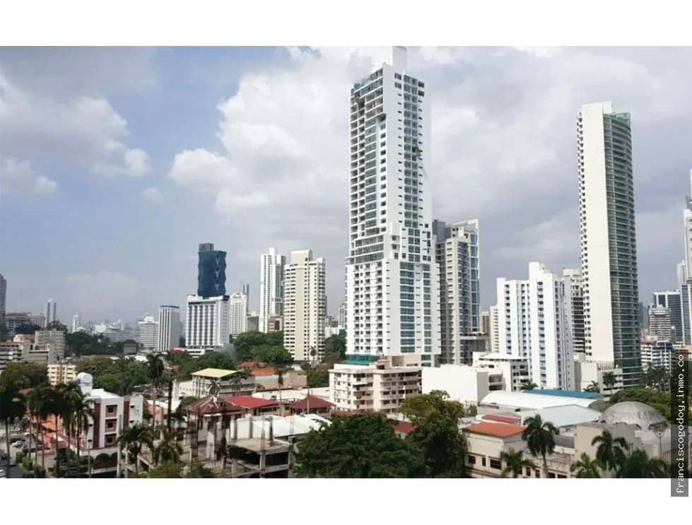 Venta de apartamento en Azurre PH 42, Bella Vista - foto 1