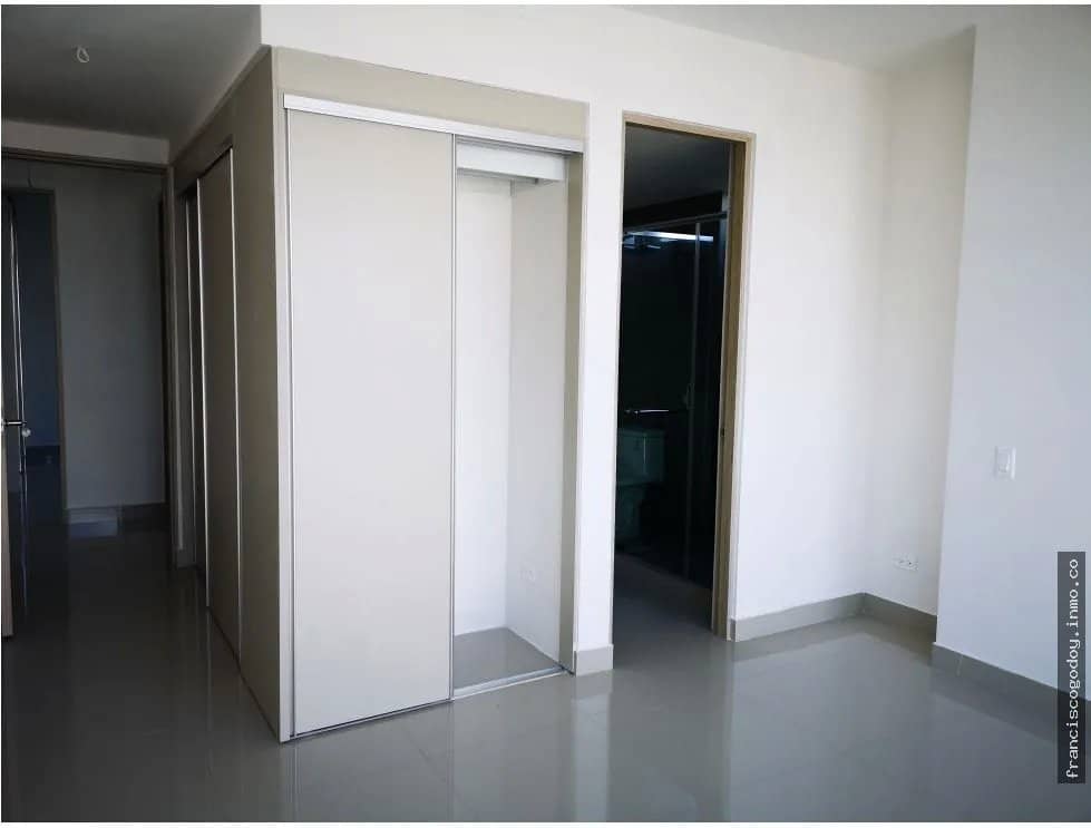 En Venta Apartamento en PH Zafiro El Cangrejo - foto 1