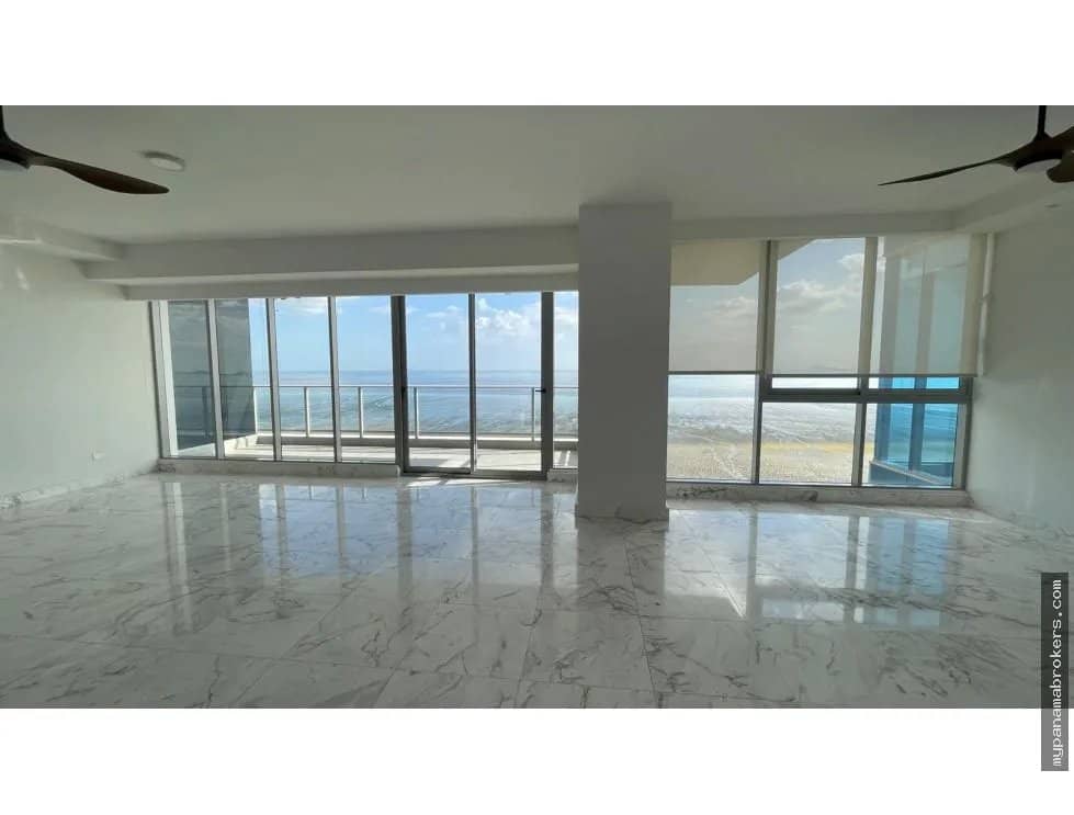 Se Vende Apartamento en P.H. Regalia, Costa del Este - foto 1