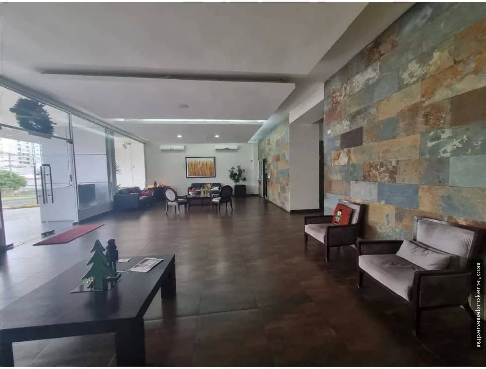 Venta.o.Alquiler de Apartamento semi amoblado en San Francisco, Panamá - photo 1