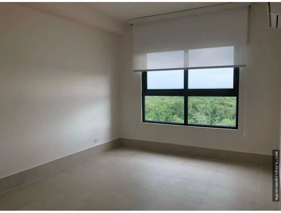 Alquiler de apartamento de 2 habitaciones en Ocean House, Santa Maria - photo 1