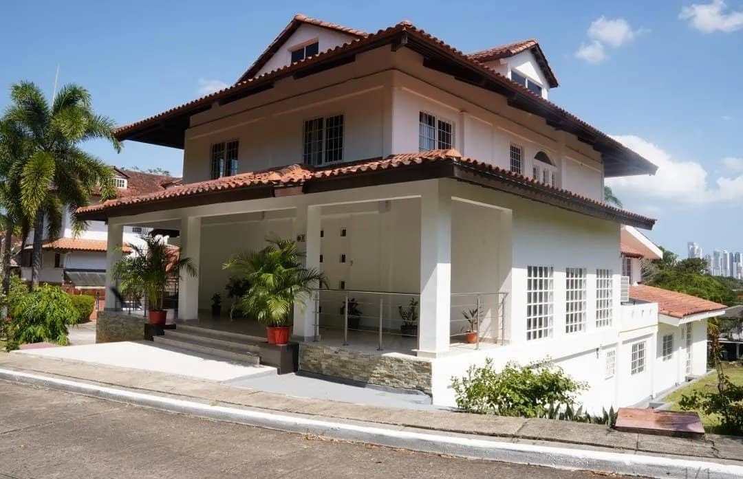 ALQUILER DE APARTAMENTO EN BELLA VISTA - photo 1