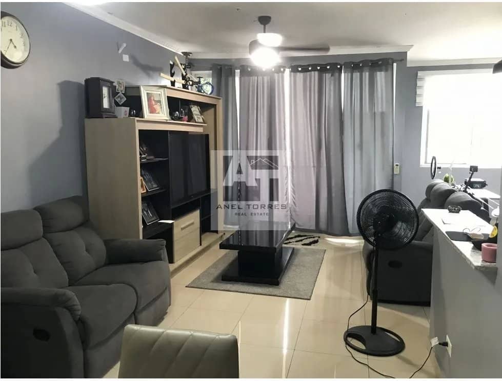 Se Vende apartamento en PH Esmerald Village ViLLa Zaíta. - foto 1
