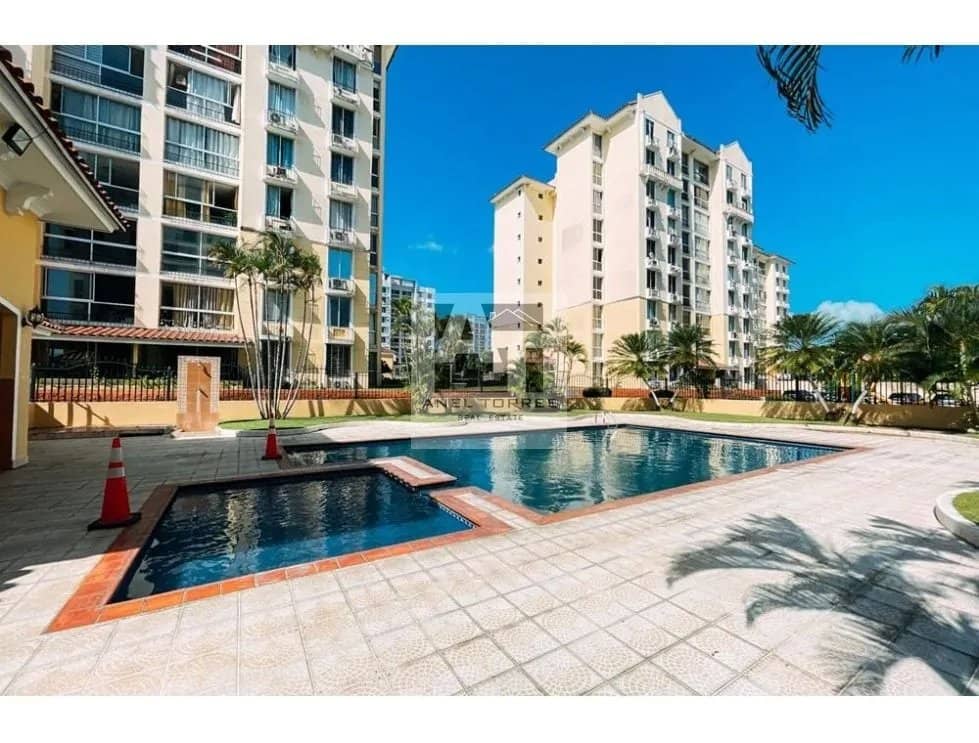 Se vende apartamento en Condado del Rey PH McGregor Hill - foto 1