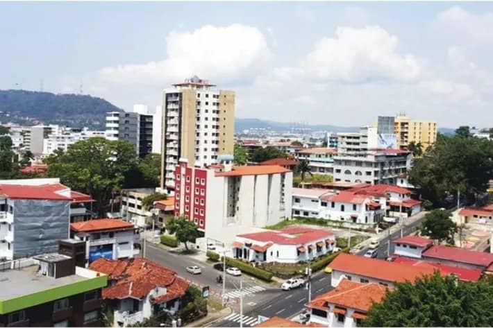 Venta de apartamento en Azurre PH 42, Bella Vista - foto 1