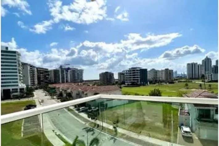 Venta de apartamento en Santa María Golf Country Club - photo 1